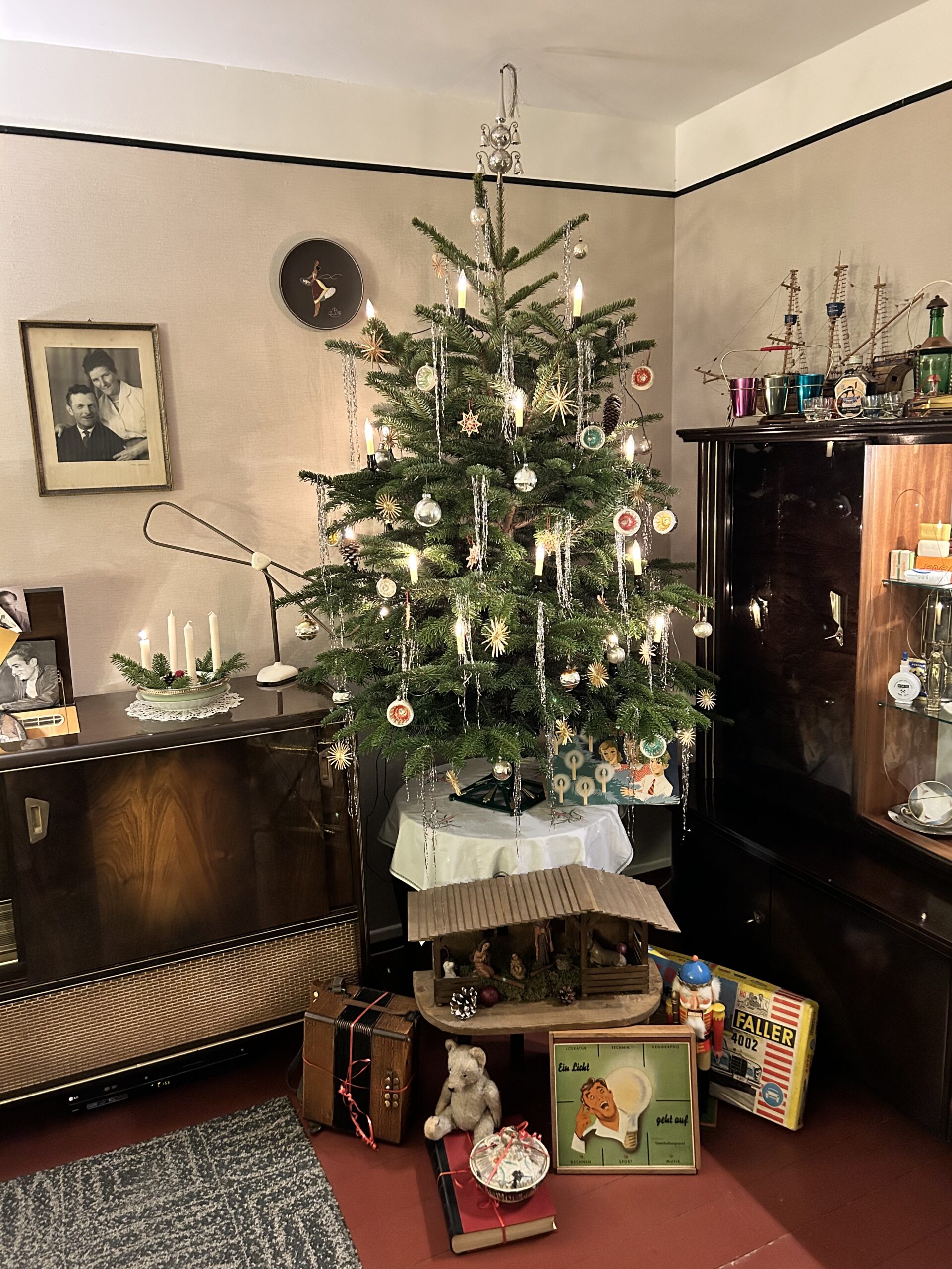 1. Advent - Führung mit Kaffee & Kuchen